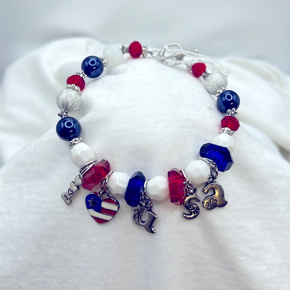 Handmade Bead Bracelet Hoop and Bar clasp - 7”
